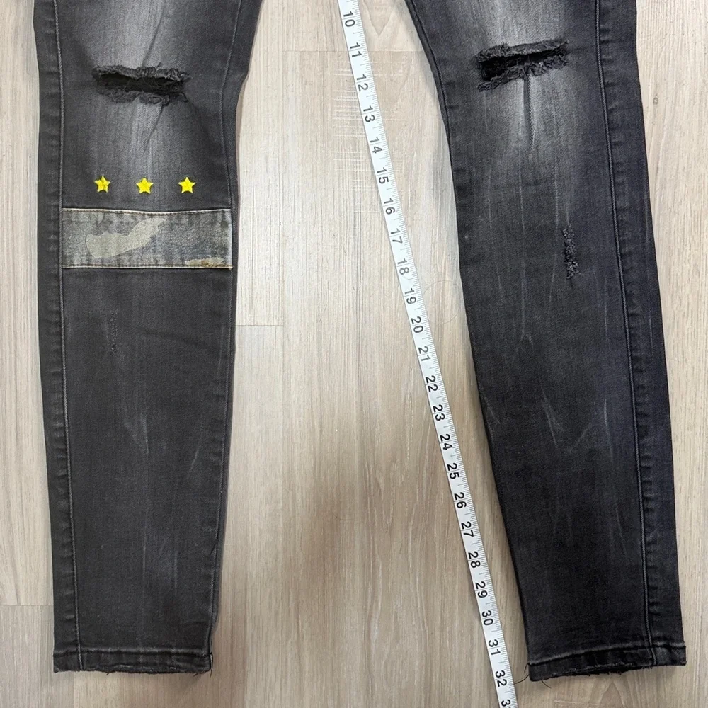THRT Varsity Denim Cargo Jeans. Sz 32/32